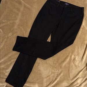 NWOT NYDJ Black 5 Pocket Alina Pants in Size 8